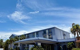 Monumental Movieland Hotel